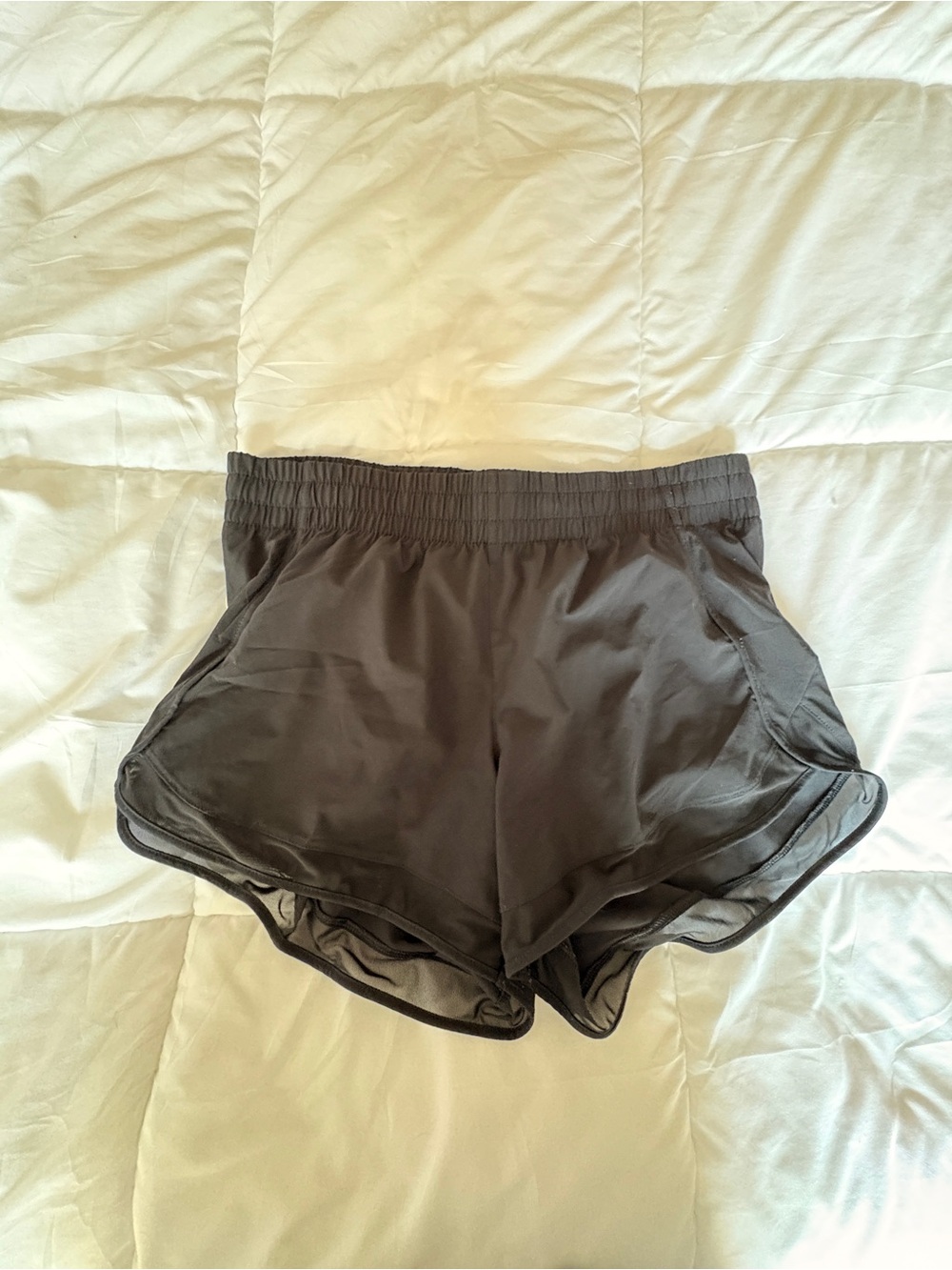 Athleta Mesh Racer Run 4” short